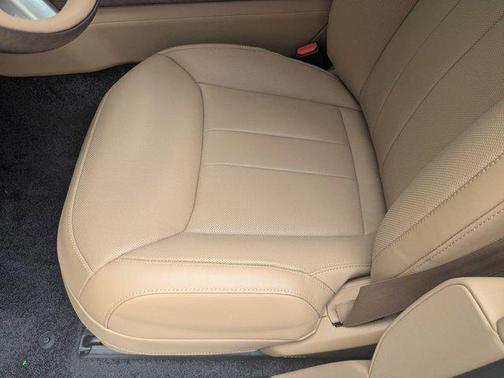 2025 Land Rover Range Rover P530 SE 7 Seat