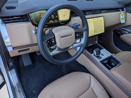 2026 Land Rover Range Rover P400 SE