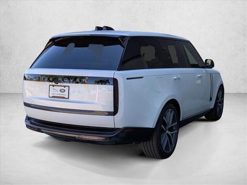 2026 Land Rover Range Rover P400 SE