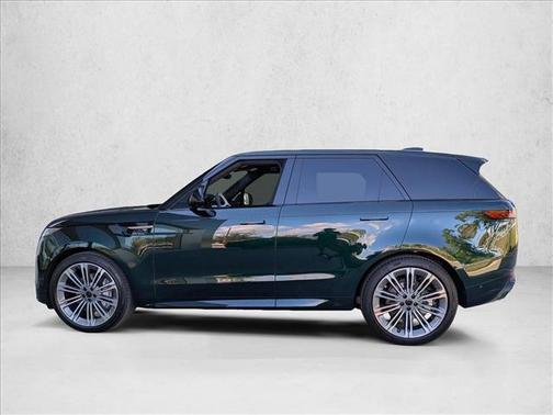 2026 Land Rover Range Rover Sport SE