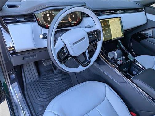 2026 Land Rover Range Rover Sport SE
