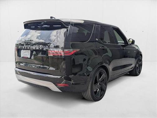 2025 Land Rover Discovery P360 Metropolitan Edition