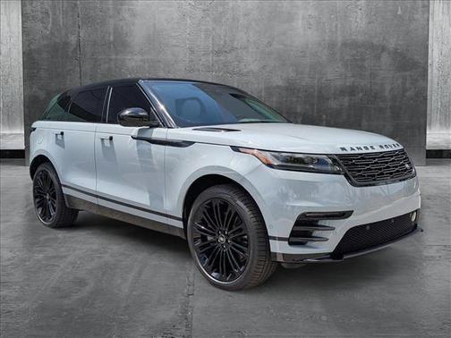 2026 Land Rover Range Rover Velar Dynamic SE