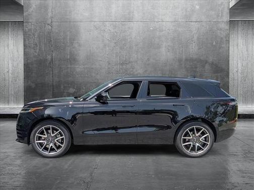 2026 Land Rover Range Rover Velar P250 SE R-Dynamic