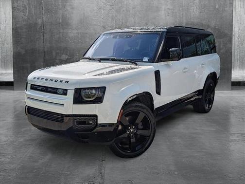 2023 Land Rover Defender 130 X-Dynamic SE