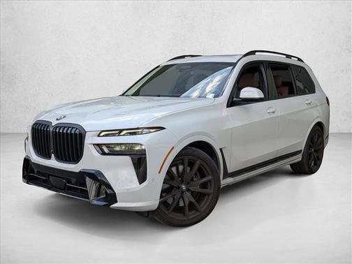 Mineral White Metallic 2024 BMW X7 xDrive40i