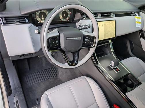 Batumi Gold Premium Metallic 2026 Land Rover Range Rover Velar Belgravia Edition