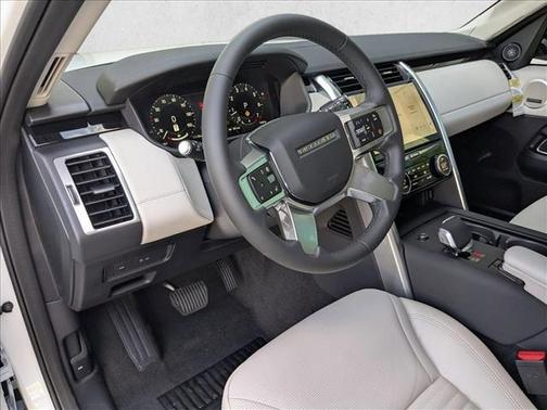 2026 Land Rover Discovery S