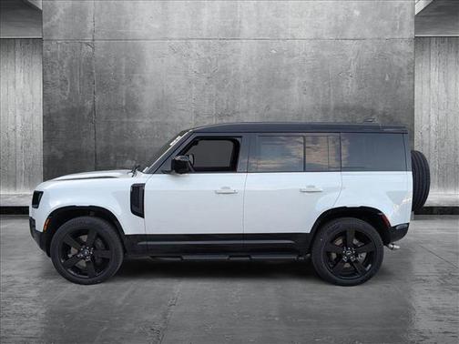 2025 Land Rover Defender 110 P500 X-Dynamic SE