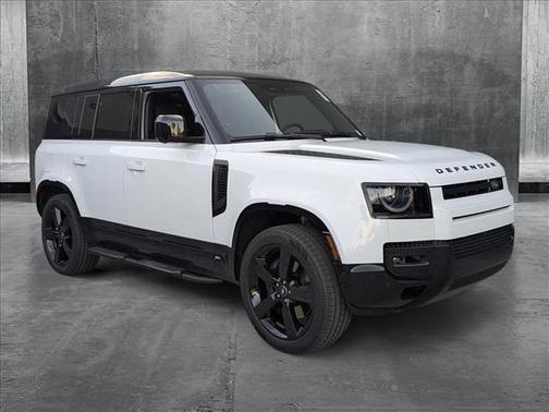 2025 Land Rover Defender 110 P500 X-Dynamic SE