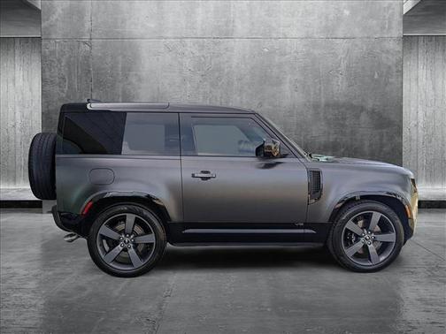 2023 Land Rover Defender 90 Carpathian Edition