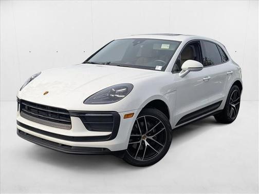 2022 Porsche Macan AWD