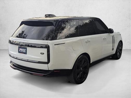2023 Land Rover Range Rover P530 SE
