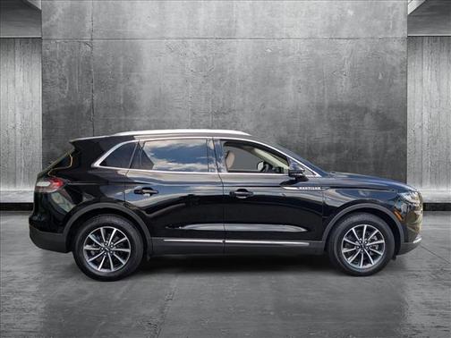 2021 Lincoln Nautilus Standard