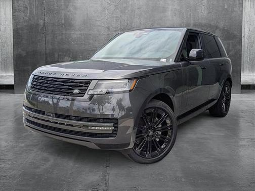 2025 Land Rover Range Rover P400 SE