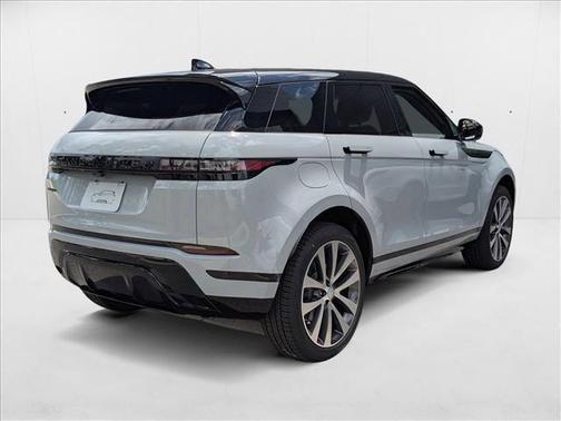 2026 Land Rover Range Rover Evoque Dynamic SE