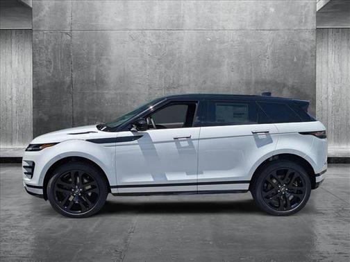 2026 Land Rover Range Rover Evoque Dynamic SE