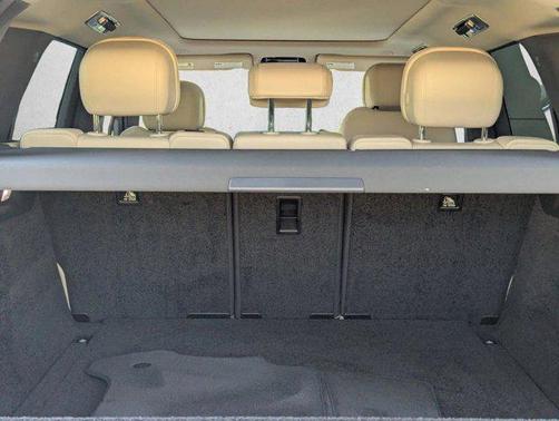 Carpathian Grey Premium Metallic 2024 Land Rover Range Rover P530 SE