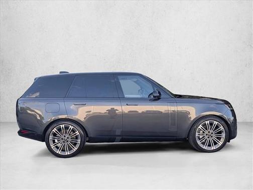 Carpathian Grey Premium Metallic 2024 Land Rover Range Rover P530 SE