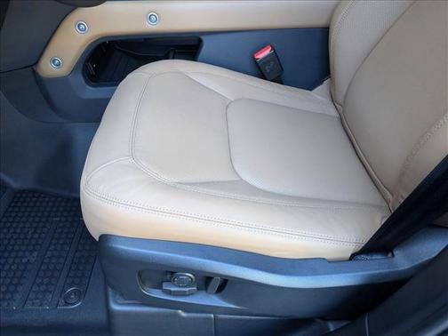 2026 Land Rover Defender P400 X-Dynamic SE