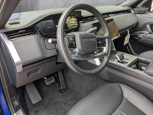 2025 Land Rover Range Rover P530 Autobiography