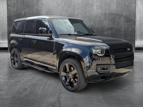 2025 Land Rover Defender 110 P500 X-Dynamic SE