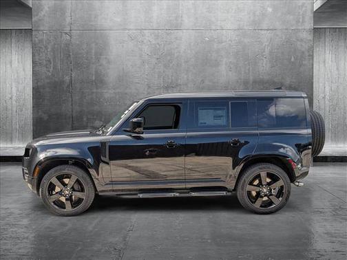 2025 Land Rover Defender 110 P500 X-Dynamic SE