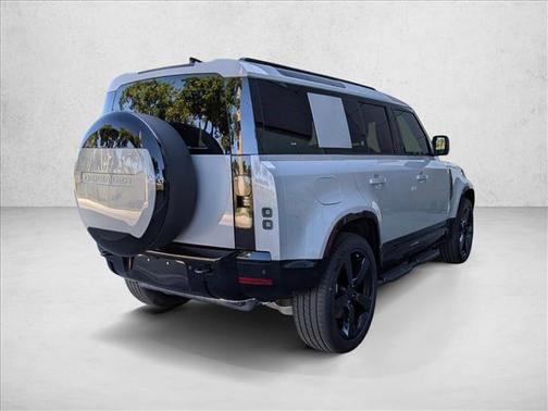 2026 Land Rover Defender P400 X-Dynamic SE