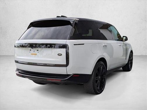 2023 Land Rover Range Rover P530 SE