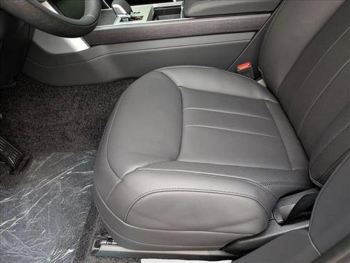 2026 Land Rover Range Rover P400 SE