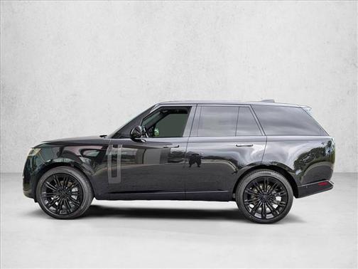 Santorini Black Metallic 2026 Land Rover Range Rover P400 SE