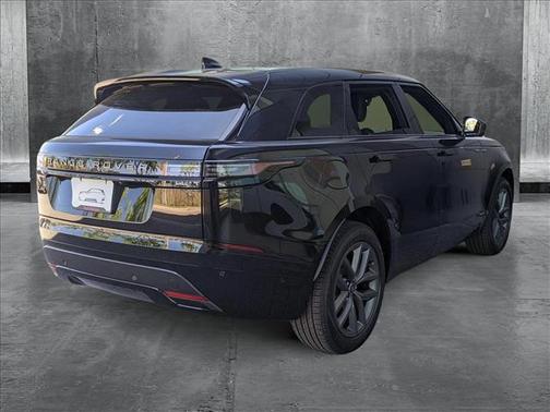 2026 Land Rover Range Rover Velar Dynamic SE