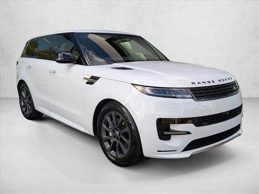 Fuji White 2025 Land Rover Range Rover Sport SE