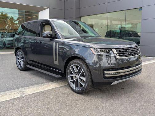 2025 Land Rover Range Rover P400 SE