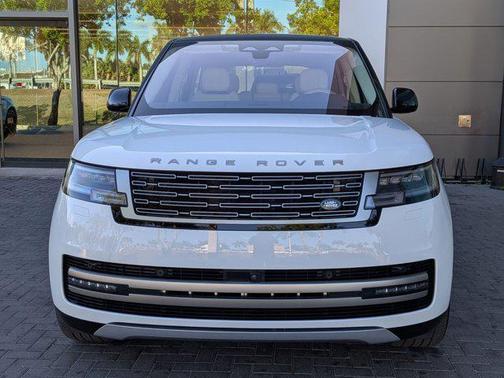 2023 Land Rover Range Rover P530 SE