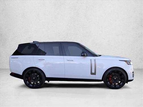 2023 Land Rover Range Rover P530 SE