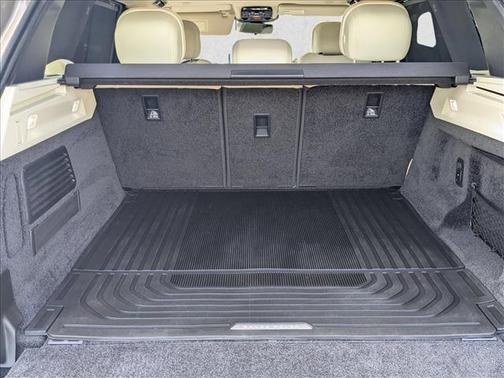2022 Land Rover Range Rover P400 SE