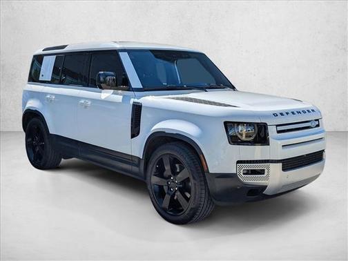2024 Land Rover Defender 110 P500 SE