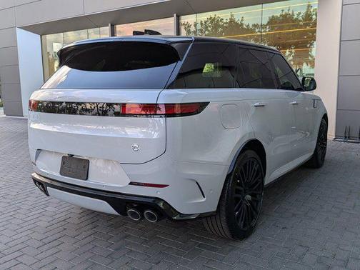 Ethereal Frost Silver SV Bespoke Ultra Met Gloss 2026 Land Rover Range Rover Sport P635 SV