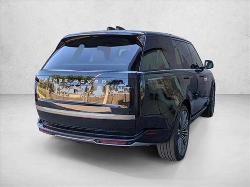 2026 Land Rover Range Rover P400 SE