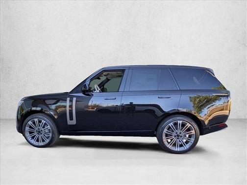 2026 Land Rover Range Rover P400 SE