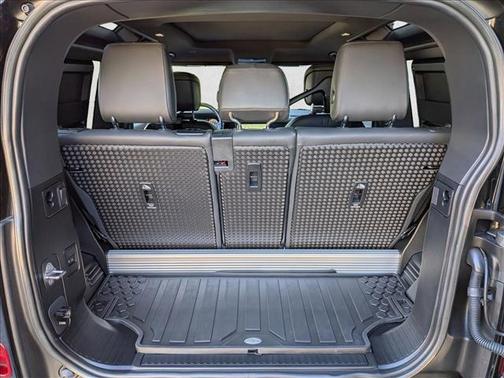 2023 Land Rover Defender 90 X-Dynamic SE
