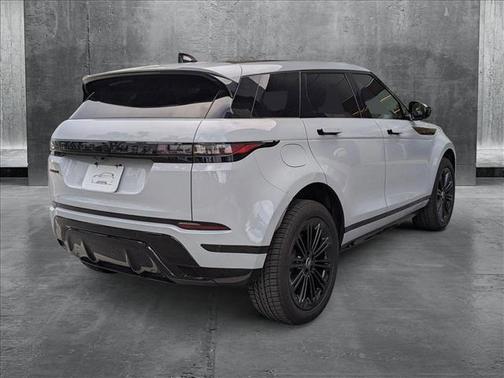 2024 Land Rover Range Rover Evoque Dynamic SE
