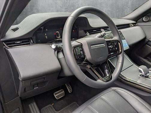 2024 Land Rover Range Rover Evoque Dynamic SE