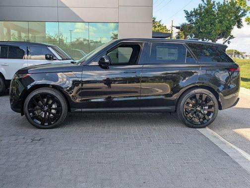 2025 Land Rover Range Rover Sport SE