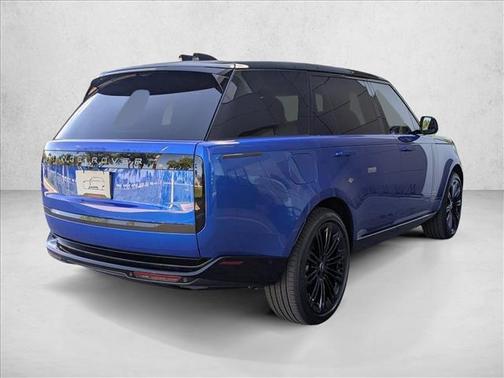 2025 Land Rover Range Rover P400 SE 7 Seat