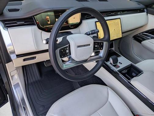 2026 Land Rover Range Rover P400 SE