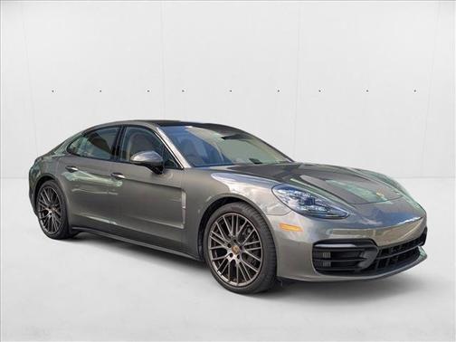 2022 Porsche Panamera Platinum Edition