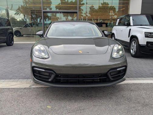 2022 Porsche Panamera Platinum Edition