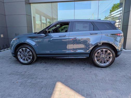 2026 Land Rover Range Rover Evoque Dynamic SE